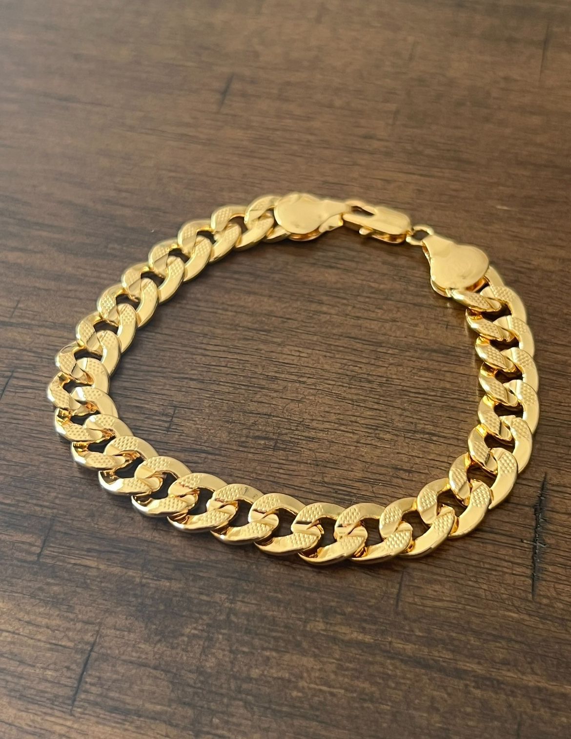 Gold Plated 9.5mm Cuban Chain 8.5 Inch Bracelet 