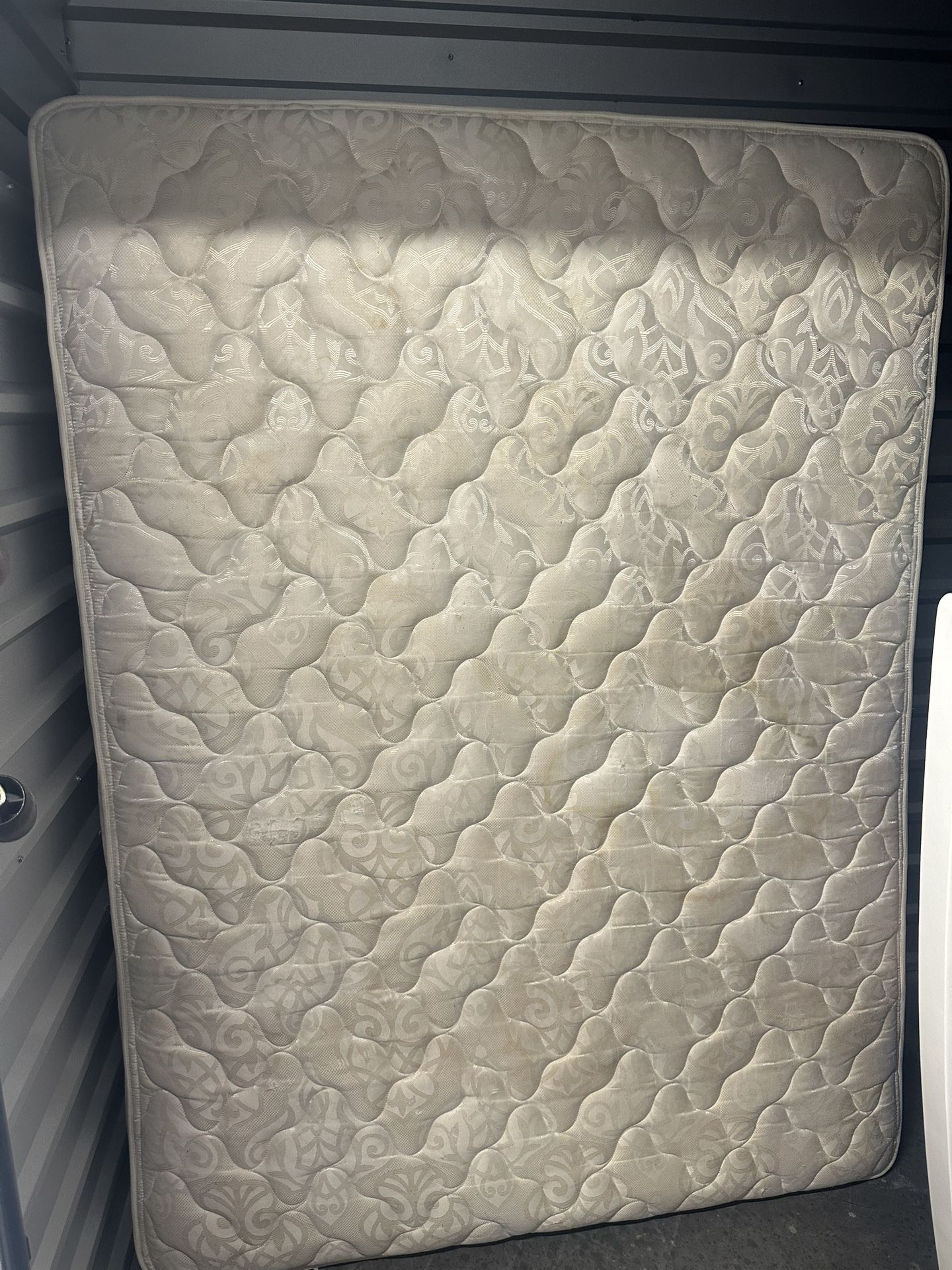 Queen Mattress And Box Spring