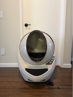 Litter Robot *BRAND NEW, NEVER USED*