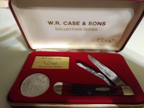 W r case and Sons case double X collector series Liberty trapper 1994 silver dollar year 1994 matching 1994 case double x pocket knife Liberty trapper