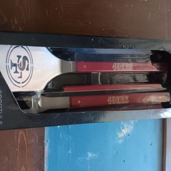 New 3 Piece Grill Set