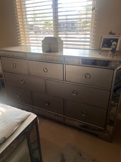 Luxury Dresser drawers