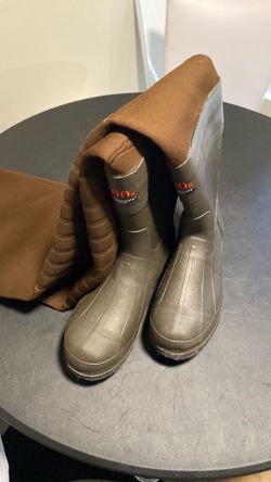Size 12 cabelas chest waders