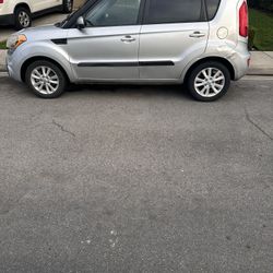2013 Kia Soul 145,500 Miles $4500