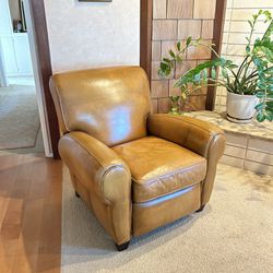 Leather Reclining Parisian Style Club Chair