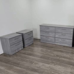 DRESSER AND TWO NIGHTSTANDS 