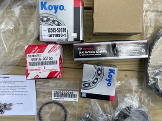 NEW  toyota 4.7 timing belt kit oem