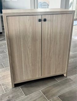 New bar and wine cabinet