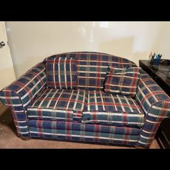 Free Couch 