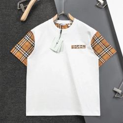 Burberry White T-Shirt with Check Sleeves