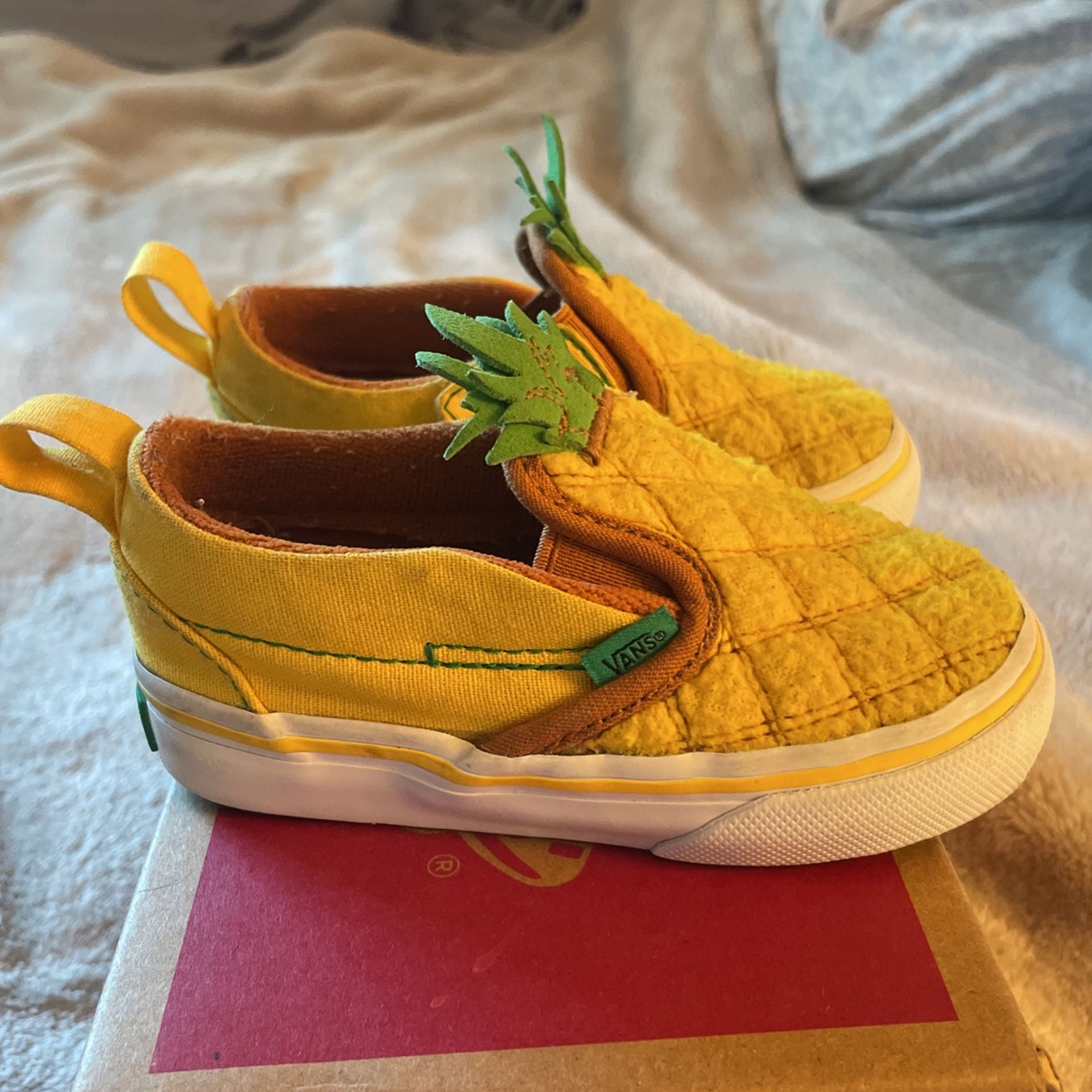Pineapple yellow vans hotsell