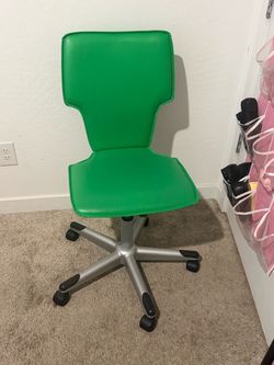 Green Adjustable Desk Chair with Wheels