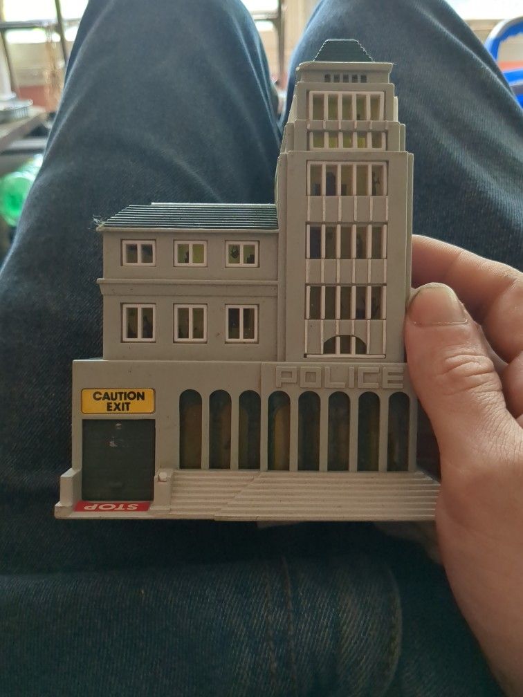 Micro Machines City Scenes Police Station playset from Galoob