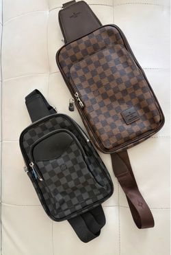 Crossbody slingbag checkerboard pattern
