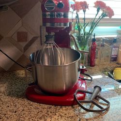 Nice  Kitchen Aid (Pro 450)