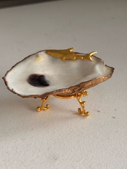 Decoupage Oyster Shells