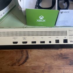 Xbox Series One 512GB Console (sans controller). Used *SAVINGS*