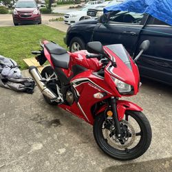 2021 Honda CBR 300