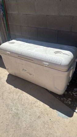 Igloo cooler