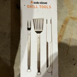 Solo Stove Grill Tools