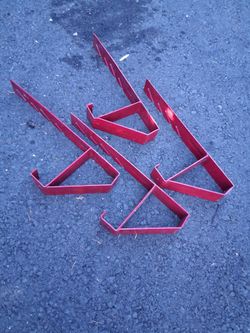 Fixed roof brackets