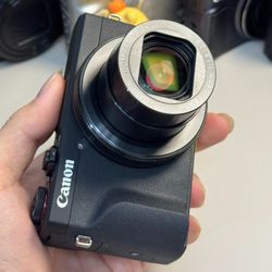 Canon G7 X Mark III Digital camera