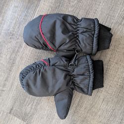 Toddler snow gloves