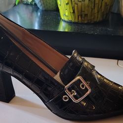 Black European Pumps