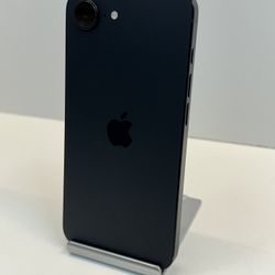 Apple iPhone 16E 128gb. ( Fully Unlocked )