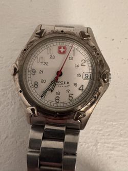 Wenger Swiss Army Watch needs battery changed