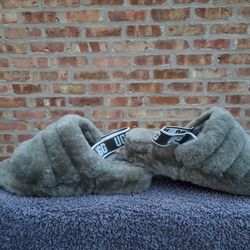 UGG Fluff Yeah Women's Olive Green Shearling US Size 10