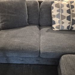Sectional Couches 