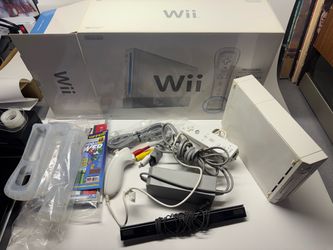 Nintendo Wii Console with Box and Accessories