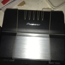 Pioneer 760 W New