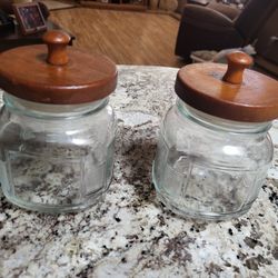 20 OZ GLASS STORAGE CONTAINERS WITH SOLID WOOD SEALED LIDS