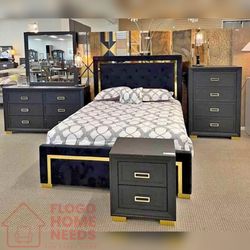 4- Pieces Black velvet King & Queen size Bedset