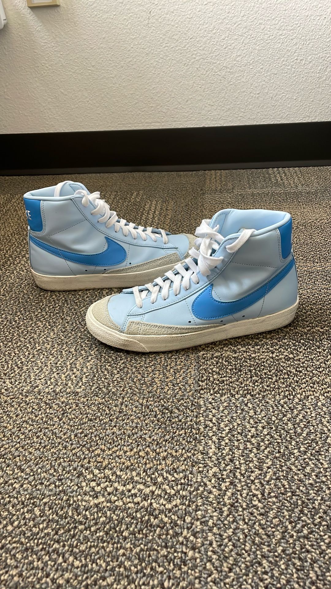 Nike Blazer Shoes Size (M) - Main Image