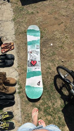 YES snowboard