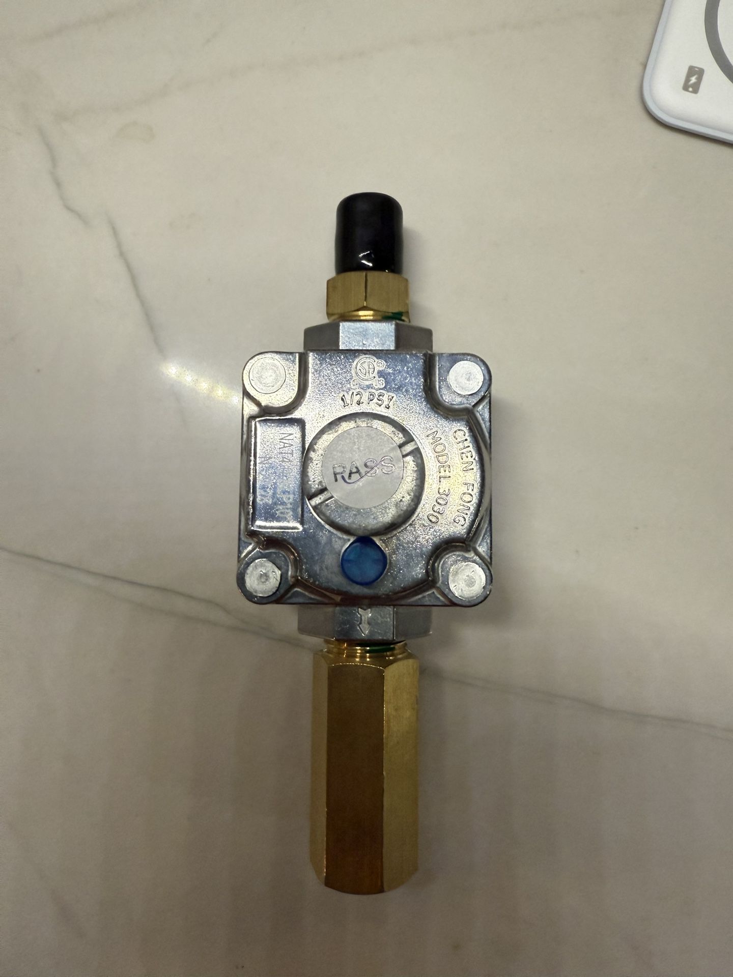 Natural gas regulator new