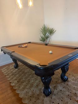 Pool table