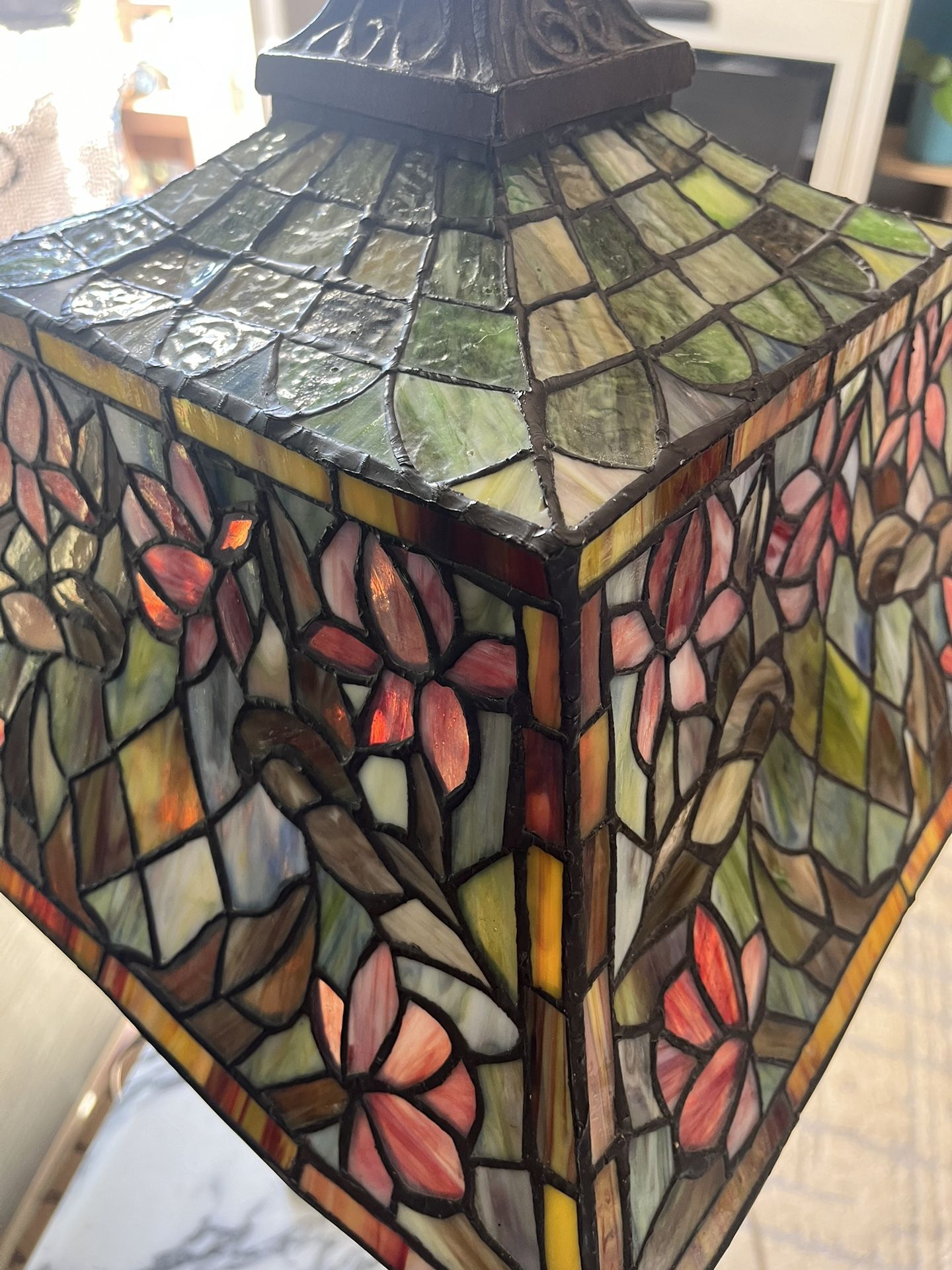Tiffany Style Antique Leaded Glass Lamp