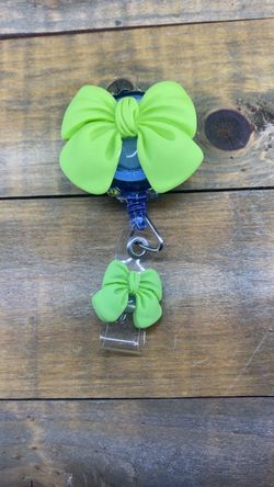 Bow Badge Reel with ID Clip