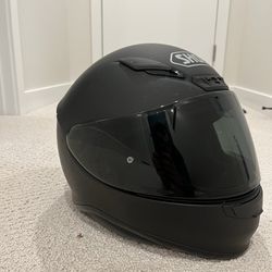 Shoei-1200 Motorcycle helmet (Medium)