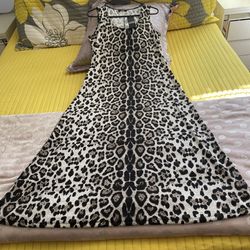 MSK MAXI DRESS 👗 SIZE MEDIUM STRETCH, New Never Used 