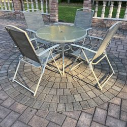 Patio Table and 4 Chairs