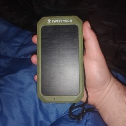 Swisstech Portable Charger 