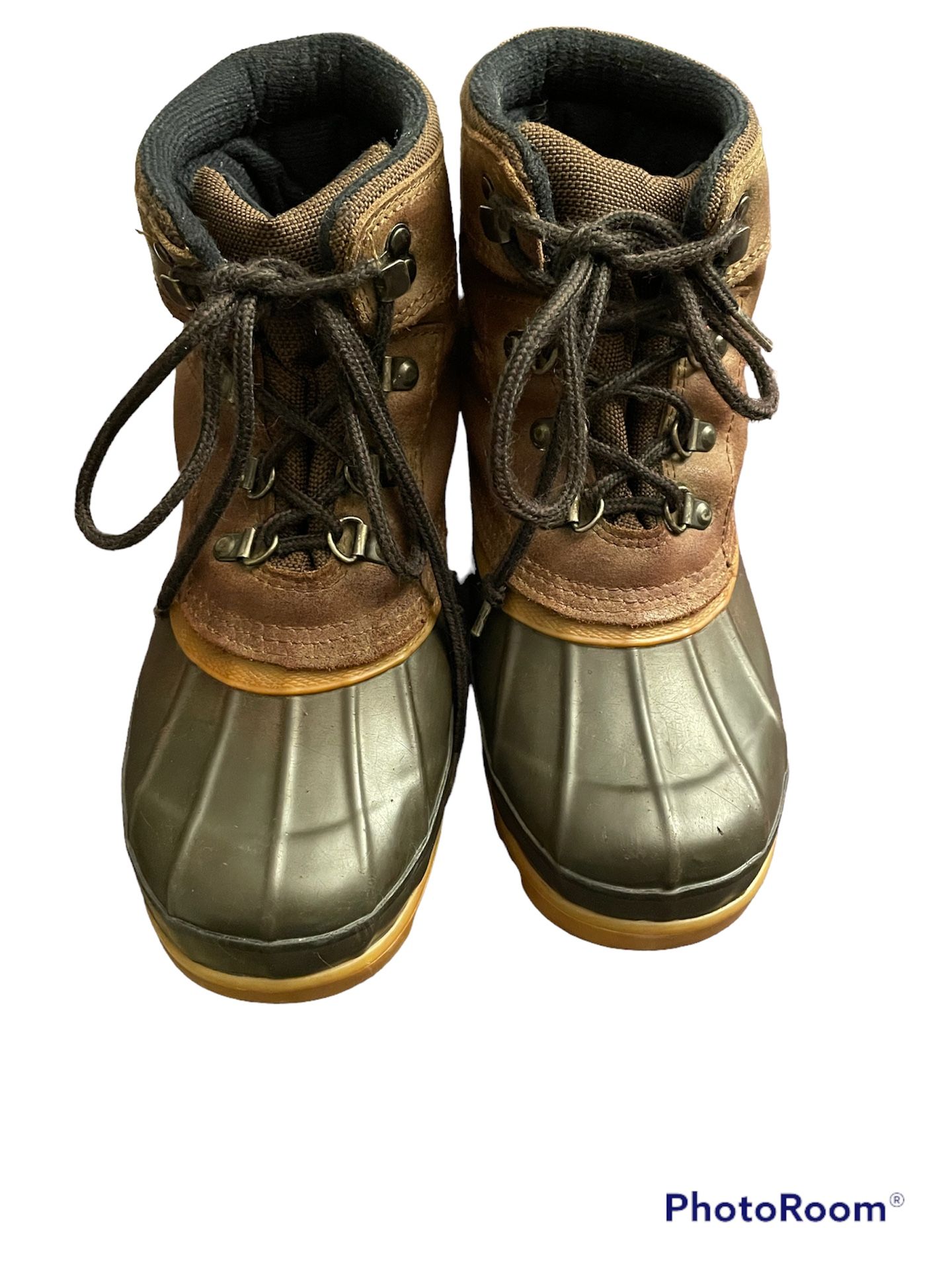 DONNER MOUNTAIN Boots. Leather Upper. THERMO plush Insulated lining Steel Shank