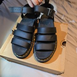 Dr. Martens Blaire Sandal