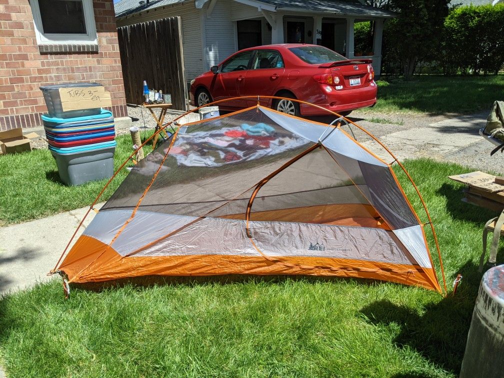 REI Quarterdome 1