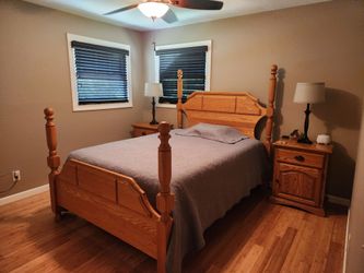oak Bedroom set